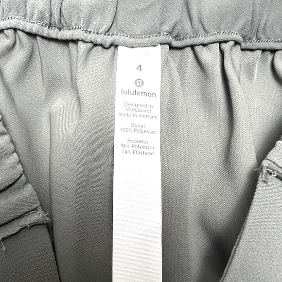 Lululemon Noir Crop Waist Tie Removed High Rise Relaxed Fit Pant in Grey Sage - Picture 5 of 14